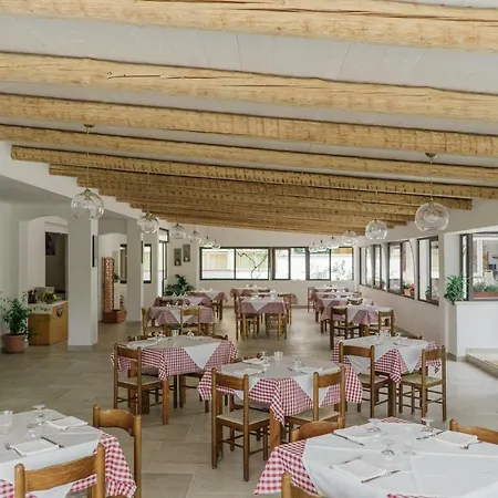 Santa Rosalia 3*