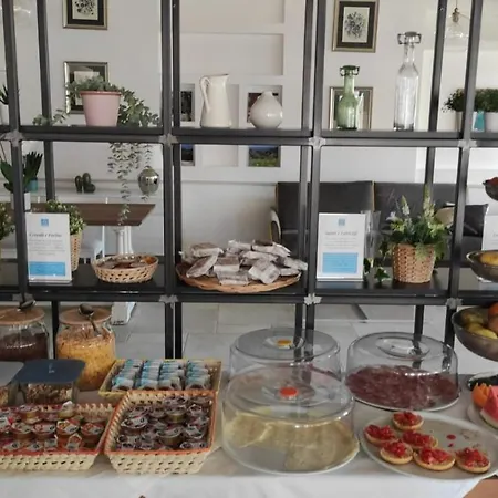 Hotel Santa Rosalia 3*